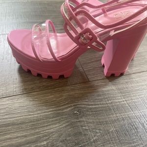Barbie adult Pink heels